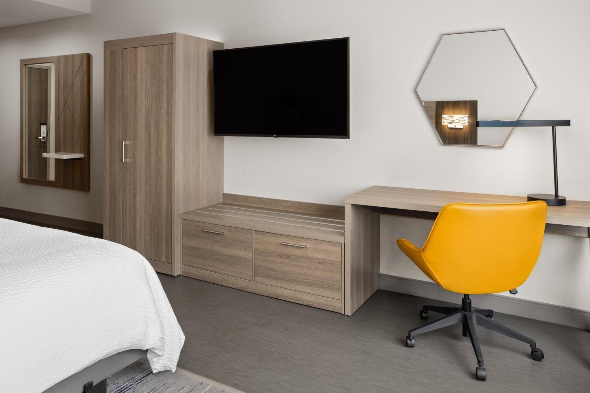 Holiday Inn Express & Suites Waynesboro East Eksteriør billede