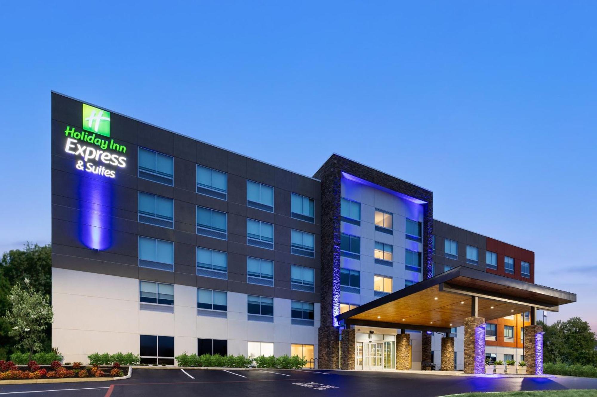 Holiday Inn Express & Suites Waynesboro East Eksteriør billede